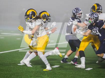 Thumbnail 1 in Millikan @ Camarillo photogallery.
