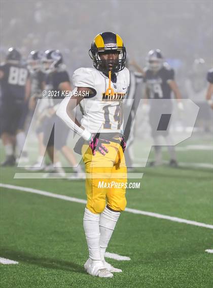 Thumbnail 1 in Millikan @ Camarillo photogallery.