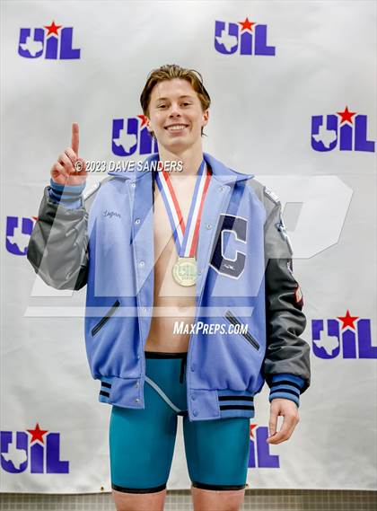 Thumbnail 1 in UIL 6A State Varsity Swim and Dive Finals photogallery.
