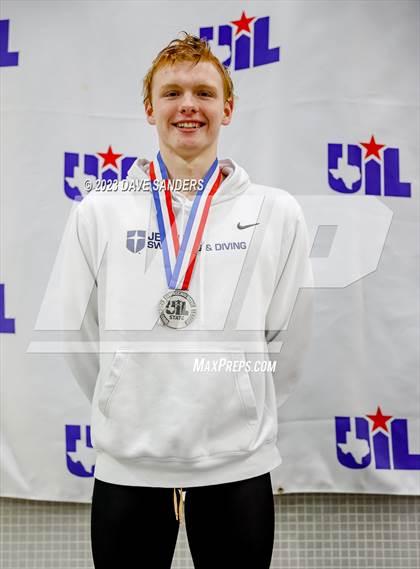 Thumbnail 3 in UIL 6A State Varsity Swim and Dive Finals photogallery.