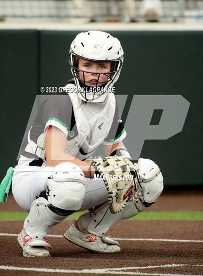 Thumbnail 1 in Southlake Carroll vs Guyer (UIL 6A Regional Semifinals) photogallery.