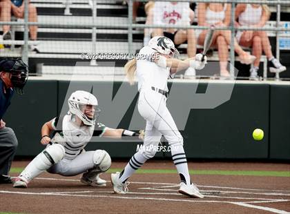 Thumbnail 1 in Southlake Carroll vs Guyer (UIL 6A Regional Semifinals) photogallery.