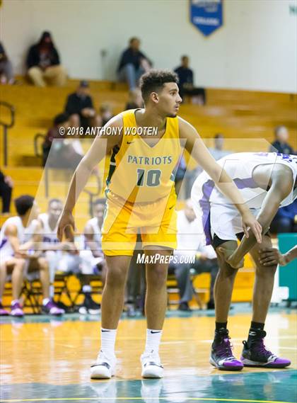 Thumbnail 2 in Village Christian Academy vs Independence (Hoops and Dreams Showcase) photogallery.