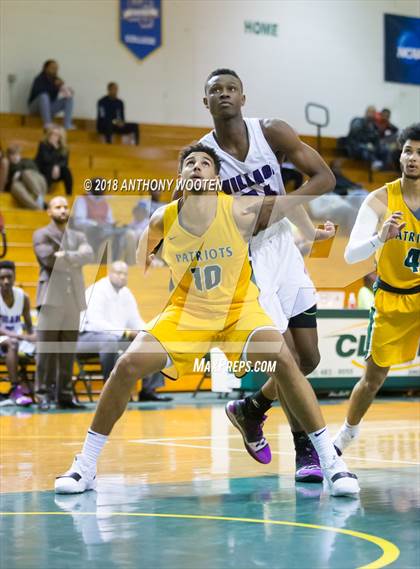 Thumbnail 3 in Village Christian Academy vs Independence (Hoops and Dreams Showcase) photogallery.