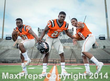 Thumbnail 2 in Hoover (2014 Preseason Top 25 Photo Shoot) photogallery.
