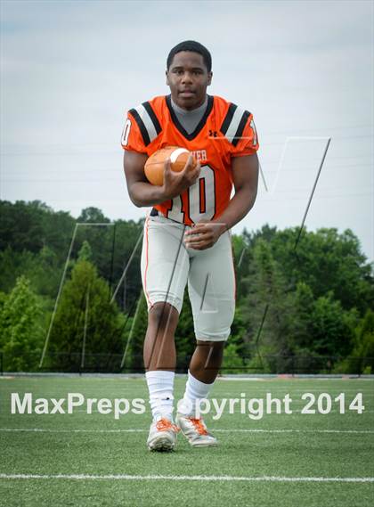 Thumbnail 3 in Hoover (2014 Preseason Top 25 Photo Shoot) photogallery.