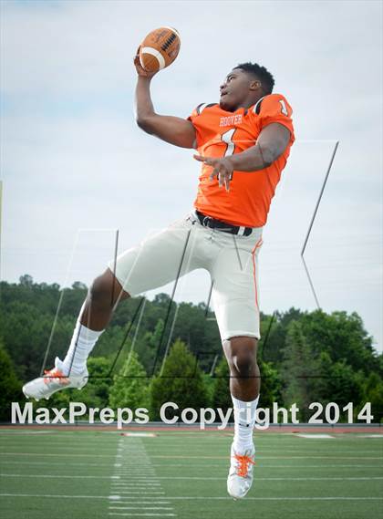 Thumbnail 1 in Hoover (2014 Preseason Top 25 Photo Shoot) photogallery.