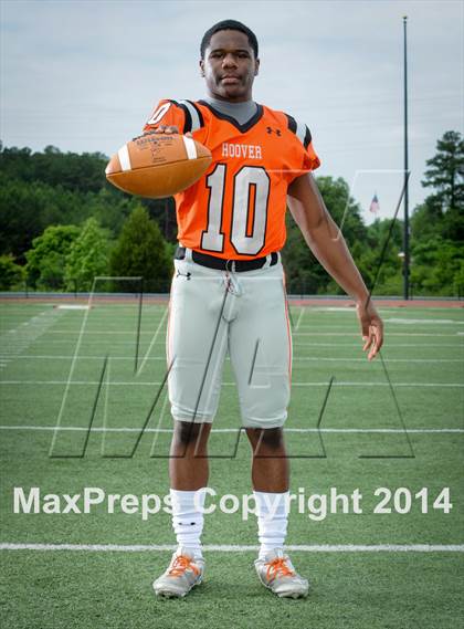 Thumbnail 3 in Hoover (2014 Preseason Top 25 Photo Shoot) photogallery.