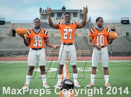Thumbnail 3 in Hoover (2014 Preseason Top 25 Photo Shoot) photogallery.