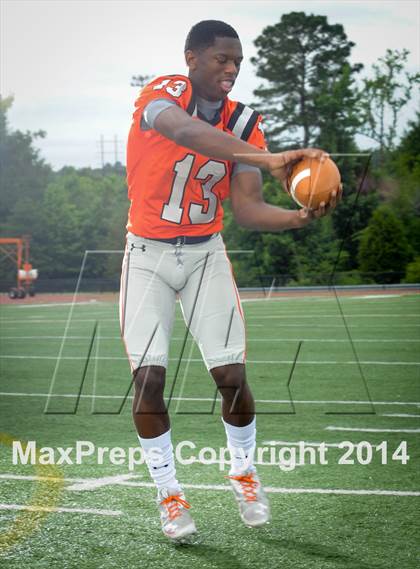 Thumbnail 3 in Hoover (2014 Preseason Top 25 Photo Shoot) photogallery.