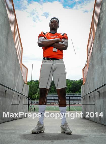 Thumbnail 3 in Hoover (2014 Preseason Top 25 Photo Shoot) photogallery.