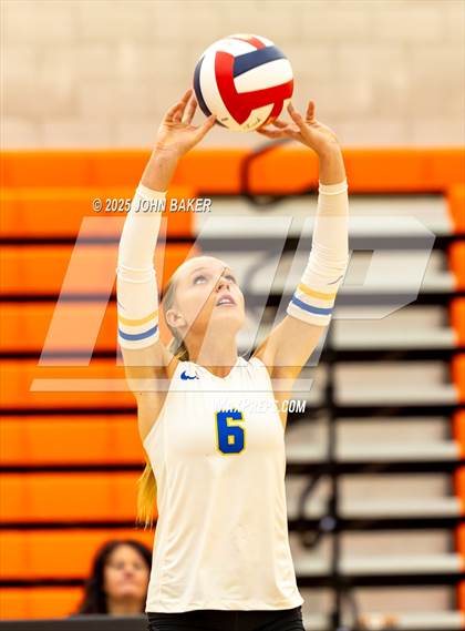 Thumbnail 3 in South Tahoe @ Fernley photogallery.