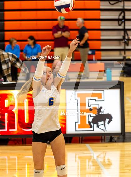 Thumbnail 3 in South Tahoe @ Fernley photogallery.