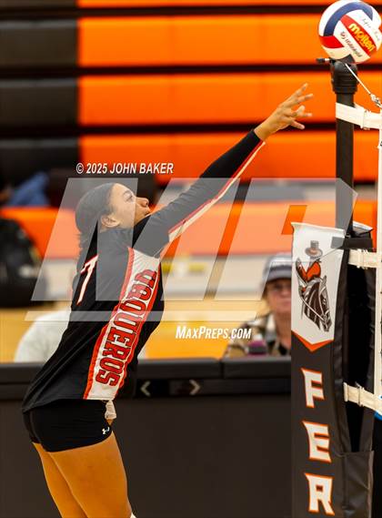 Thumbnail 3 in South Tahoe @ Fernley photogallery.