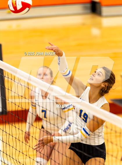 Thumbnail 1 in South Tahoe @ Fernley photogallery.