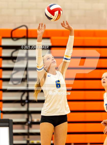 Thumbnail 1 in South Tahoe @ Fernley photogallery.