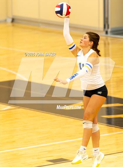 Thumbnail 3 in South Tahoe @ Fernley photogallery.