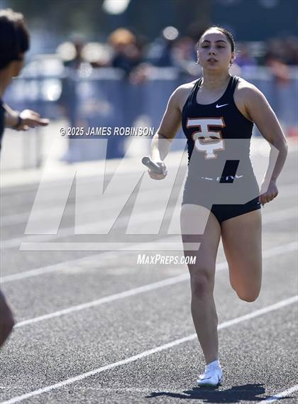 Thumbnail 1 in Mandarin Preseason Classic (4 x 100 Meters) photogallery.