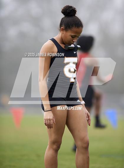 Thumbnail 3 in Mandarin Preseason Classic (4 x 100 Meters) photogallery.