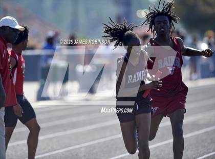 Thumbnail 2 in Mandarin Preseason Classic (4 x 100 Meters) photogallery.