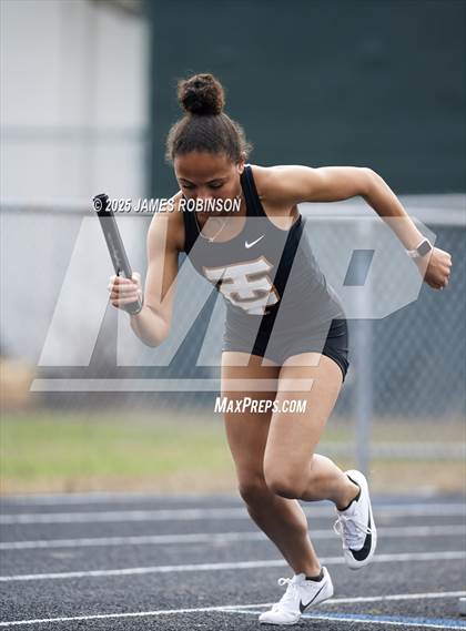 Thumbnail 1 in Mandarin Preseason Classic (4 x 100 Meters) photogallery.