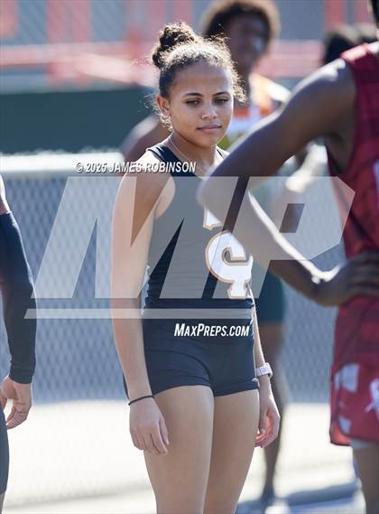 Thumbnail 2 in Mandarin Preseason Classic (4 x 100 Meters) photogallery.