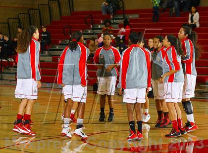 Thumbnail 1 in Center vs Antelope (Common Good Classic) photogallery.