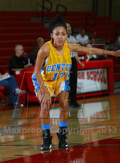 Thumbnail 1 in Center vs Antelope (Common Good Classic) photogallery.
