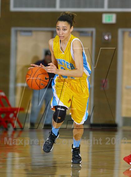 Thumbnail 1 in Center vs Antelope (Common Good Classic) photogallery.