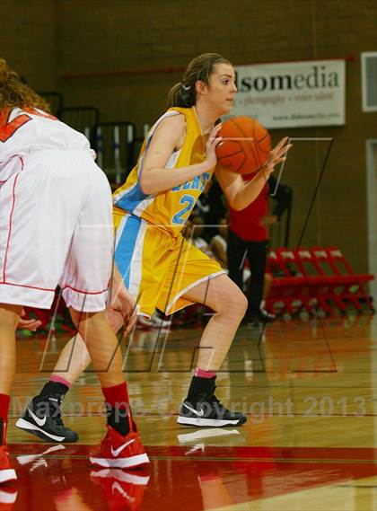 Thumbnail 3 in Center vs Antelope (Common Good Classic) photogallery.