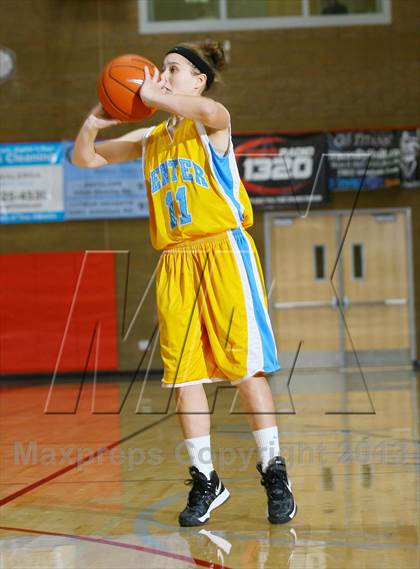 Thumbnail 1 in Center vs Antelope (Common Good Classic) photogallery.