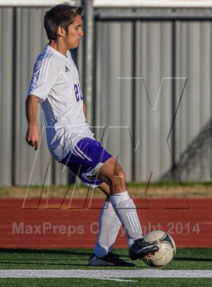 Thumbnail 2 in Jersey Village vs Clear Brook (Pasadena Cup) photogallery.