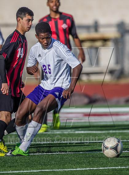 Thumbnail 2 in Jersey Village vs Clear Brook (Pasadena Cup) photogallery.