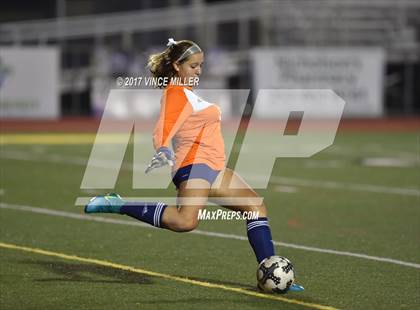 Thumbnail 1 in Bellarmine Prep @ Sumner photogallery.