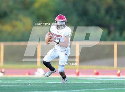 Thumbnail 2 in Raytown South vs Raytown photogallery.