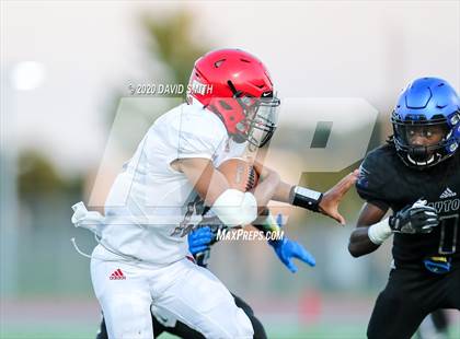 Thumbnail 2 in Raytown South vs Raytown photogallery.