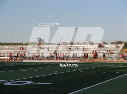 Thumbnail 2 in Raytown South vs Raytown photogallery.
