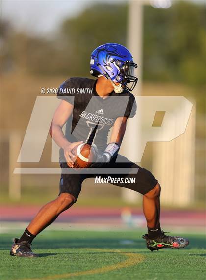 Thumbnail 1 in Raytown South vs Raytown photogallery.