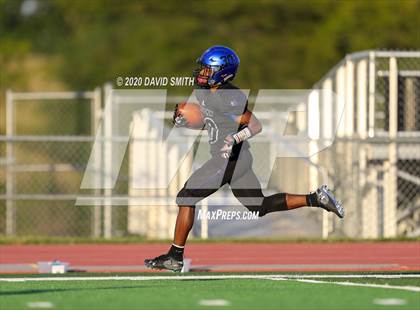 Thumbnail 1 in Raytown South vs Raytown photogallery.