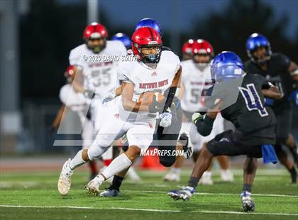 Thumbnail 1 in Raytown South vs Raytown photogallery.