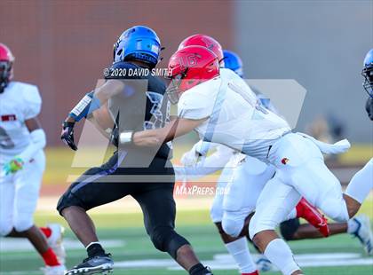 Thumbnail 1 in Raytown South vs Raytown photogallery.