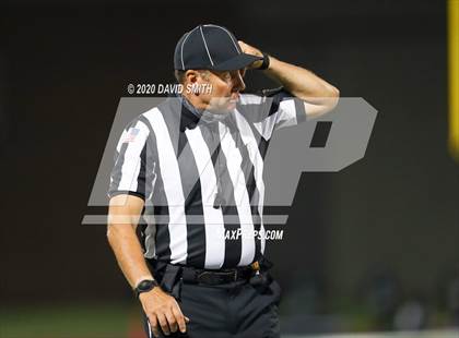 Thumbnail 1 in Raytown South vs Raytown photogallery.