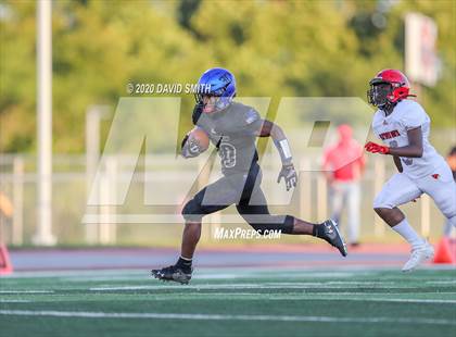 Thumbnail 3 in Raytown South vs Raytown photogallery.