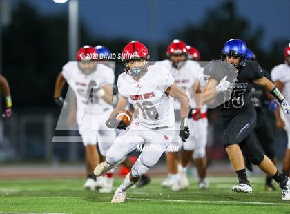 Thumbnail 3 in Raytown South vs Raytown photogallery.