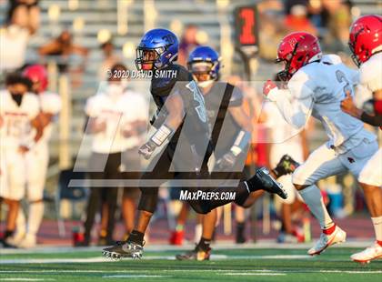 Thumbnail 2 in Raytown South vs Raytown photogallery.