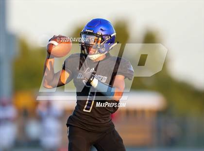 Thumbnail 1 in Raytown South vs Raytown photogallery.