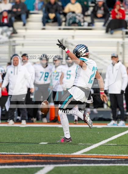 Thumbnail 2 in Skyridge vs. Farmington photogallery.