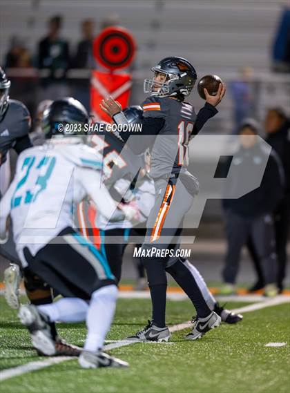 Thumbnail 3 in Skyridge vs. Farmington photogallery.