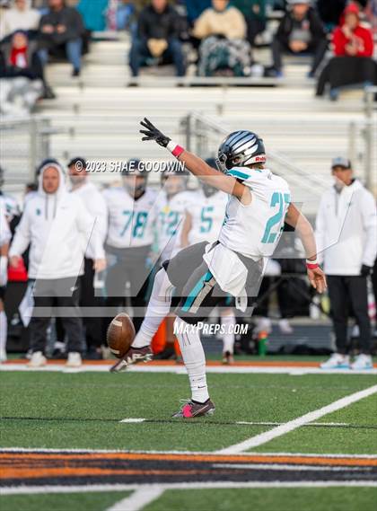 Thumbnail 3 in Skyridge vs. Farmington photogallery.
