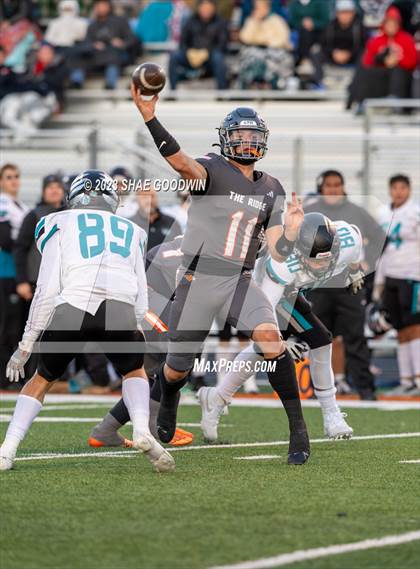 Thumbnail 2 in Skyridge vs. Farmington photogallery.
